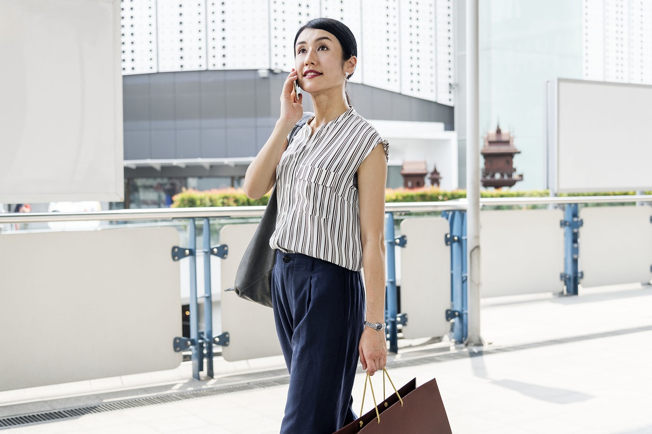 探索最新時(shí)尚潮流，2016年新款男包的世界