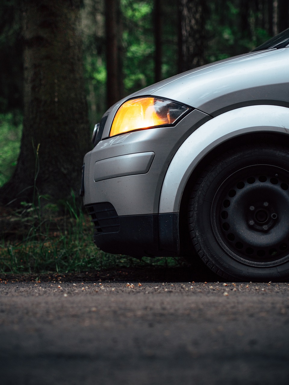 路虎發(fā)現(xiàn)神行最新降價(jià)優(yōu)惠，豪華與實(shí)力的完美結(jié)合！