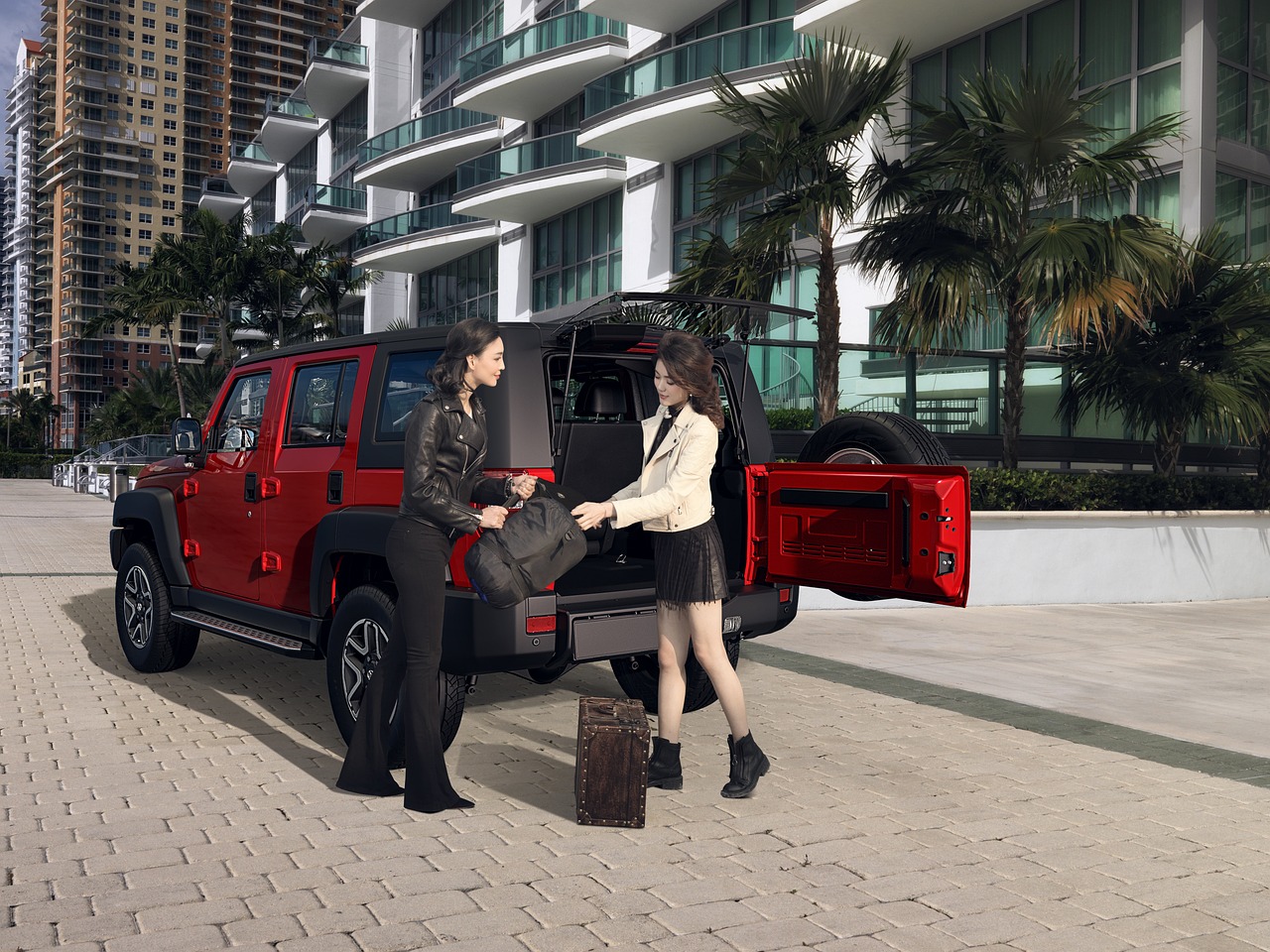 北京BJ40L最新越野視頻，強(qiáng)悍性能與獨(dú)特魅力展現(xiàn)