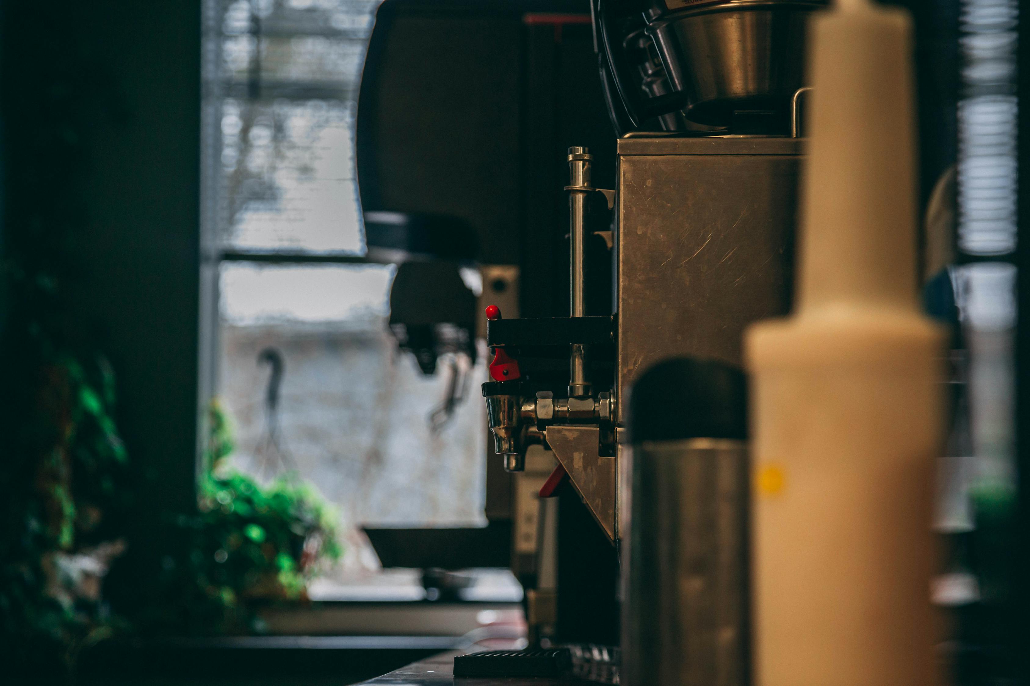 超級(jí)狂少秦殊，熱血青春的挑戰(zhàn)與榮耀最新章節(jié)