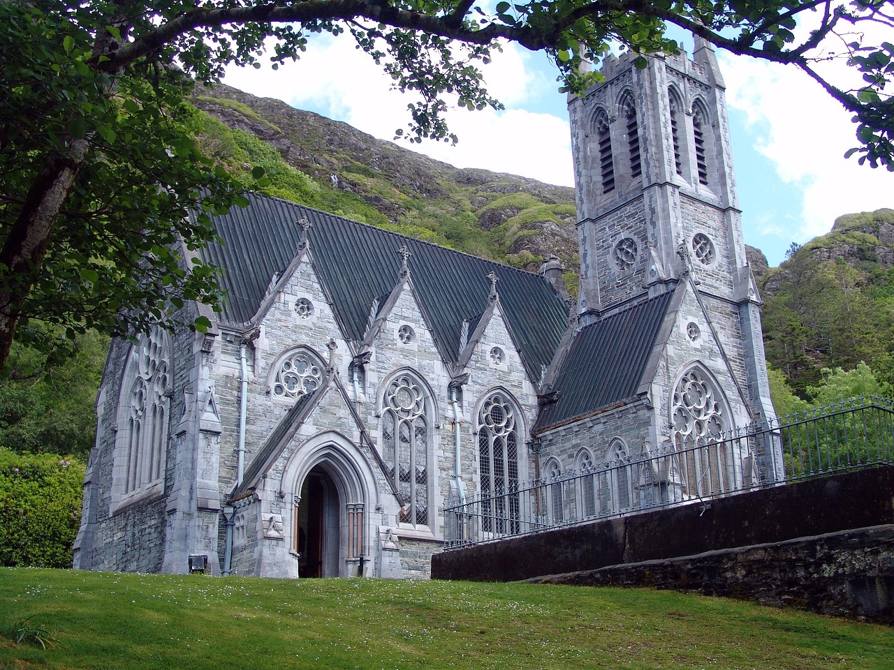 環(huán)保垂管管理最新動(dòng)態(tài)，構(gòu)建更高效的環(huán)境治理體系