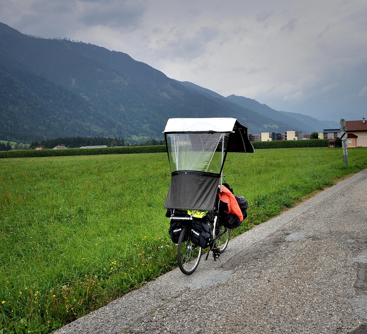 心藝電動車2016最新款，無界之旅的探索之旅