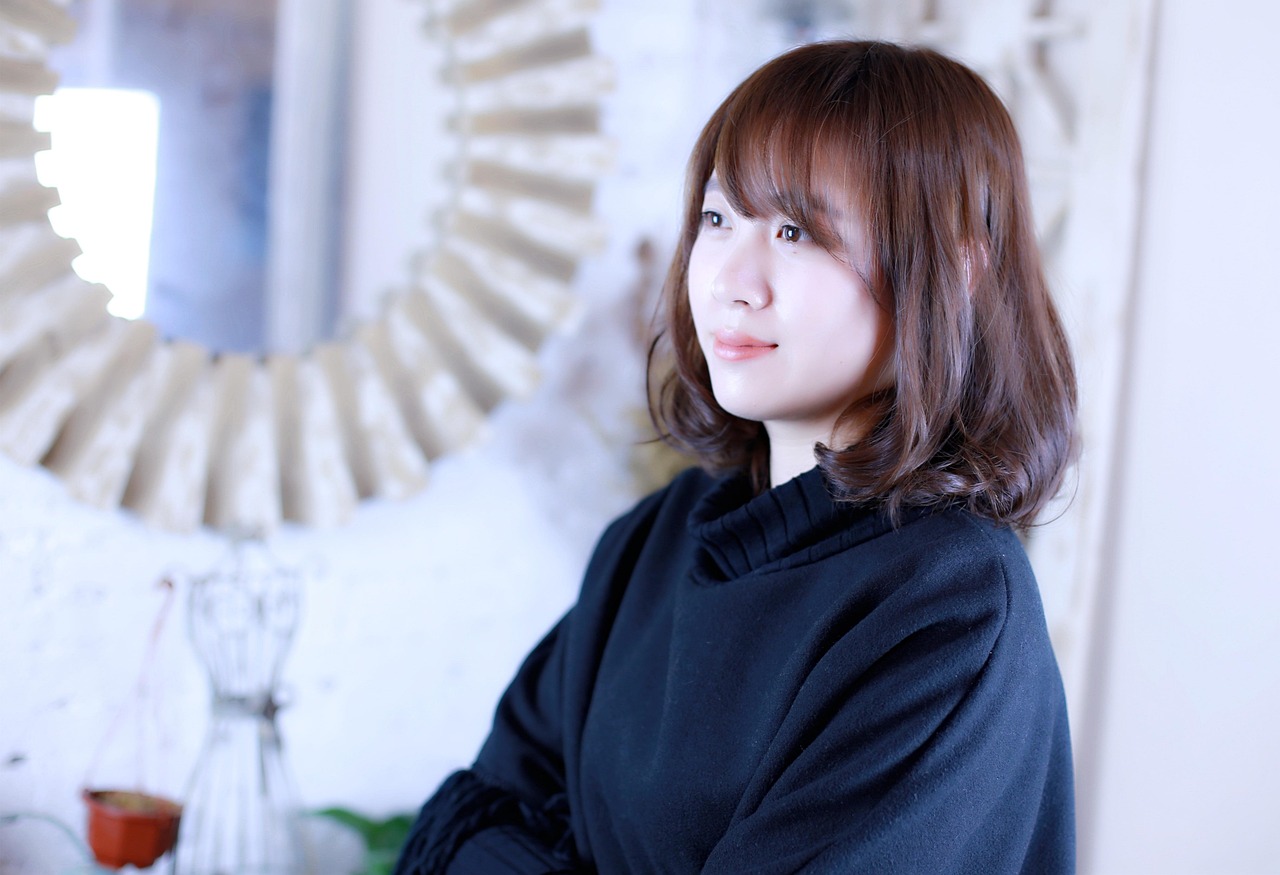 周冬雨最新發(fā)型DIY教程與時(shí)尚指南，輕松打造魅力發(fā)型！