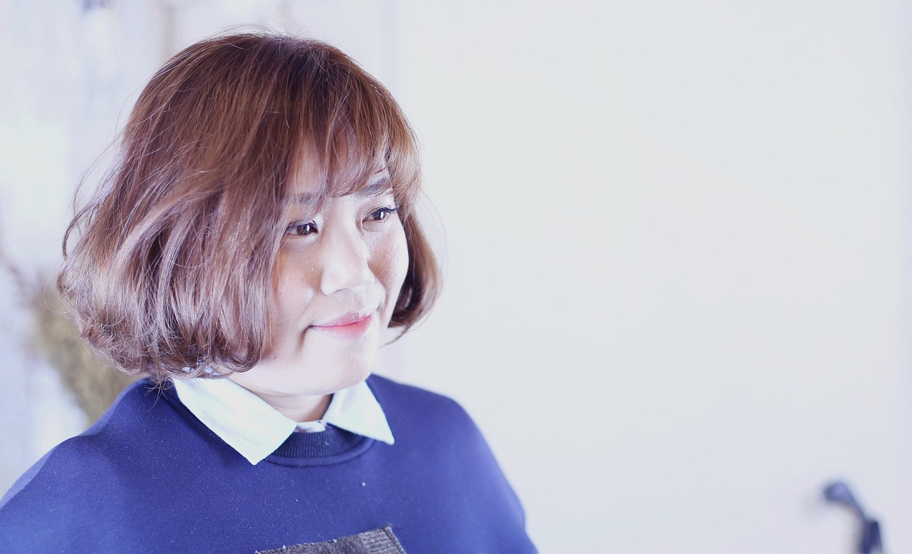 女短發(fā)流行趨勢，展現(xiàn)個性風采的最新時尚魅力短發(fā)發(fā)型